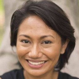 安祖莉芭雅妮 - Kalayaan演員 飾演Mermaid 1