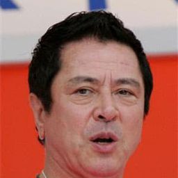 海津亮介 飾演 Jiro