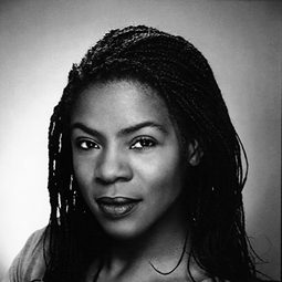 史塔拉·班芙 飾演 Wanda Anita Green