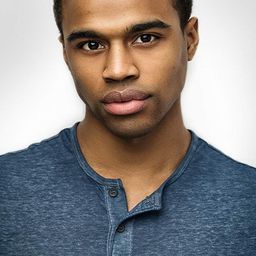 凱爾·巴瑞 飾演 Dan