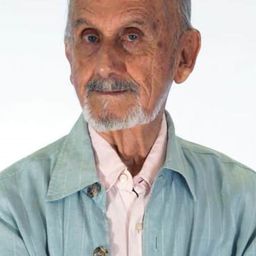 Farnesio de Bernal - Deceitful Appearances演員 飾演Amigo de Adrián