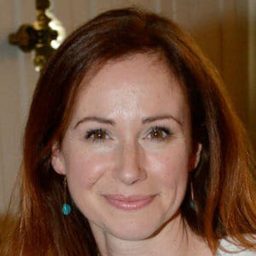 Sophie Ferjani - 35 ans M6 tous en scène演員 飾演Self - Guest Star