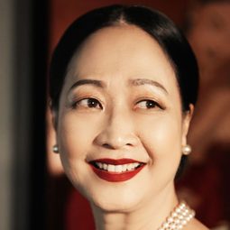 Như Quỳnh - Wharf of Widows演員 飾演Mrs. Hon