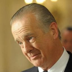 Don Allison 飾演 Brad