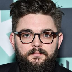 尼克·圖恩 - 羅斯福先生冇事嘛演員 飾演Eric Kline