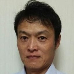 佐藤浩之 飾演 