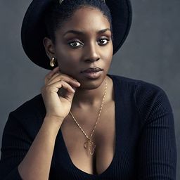 凱倫·奧比洛姆 飾演 Venus