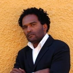 Othello Rensoli 飾演 Pombo (Harry Villegas)