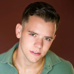 Lane Williamson 飾演 Pete Wanamaker