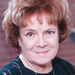 Vlasta Chramostová 飾演 Marjánka