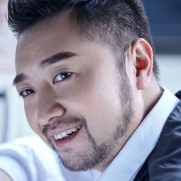 仁龍 - 搖擺的婚約演員 飾演Zhou Shihu