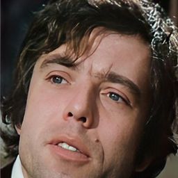 Bruno Dietrich 飾演 Boris