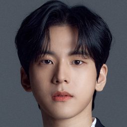 Kim Ki-hae - 魔女二部曲：另一個她演員 飾演Towoo Pretty Boy