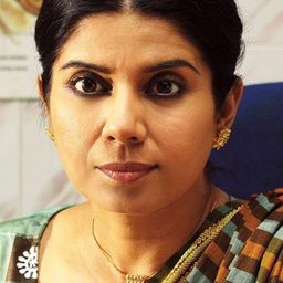 Mita Vasisht 飾演 Isha