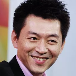 庹宗華 飾演 Principal Tou