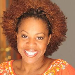 Tangie Ambrose - Nailed演員 飾演Jamaican Tam