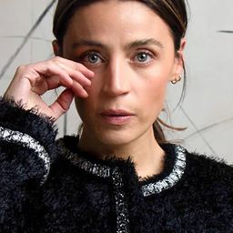 伊爾絲·薩拉斯 飾演 Andrea