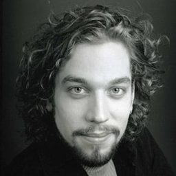 Robert Gleadow 飾演 Leporello