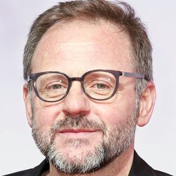 山謬·芬奇 - 不羈冠軍路演員 飾演Günther Bosch