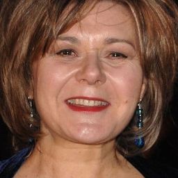 Barbara Flynn 飾演 Mrs. Mason