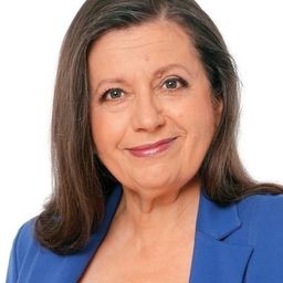 Zuzana Krónerová 飾演 