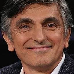 Vincenzo Salemme 飾演 Giuseppe (voice)