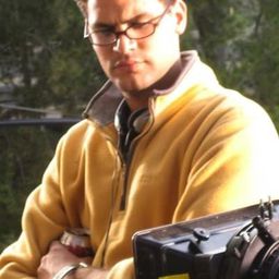 Jack Zagha Kababie - Warehoused導演