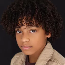 朱利亞諾克魯艾爾迪 - 麥可傑克森演員 飾演Young Michael Jackson