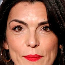 Mabel del Pozo - 我們朝聖去吧演員 飾演Valeria