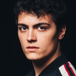 Alessandro Bandini - 教宗家的小兒子演員 飾演Padre Mariano