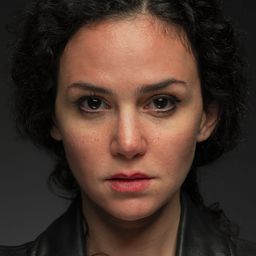 拉勤薩德 飾演 Maryam