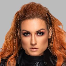 Rebecca Quin 飾演 Becky Lynch