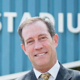 Todd Melnik 飾演 Self