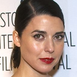 Ruth Vega Fernandez - 約翰·福爾克：遊戲規則演員 飾演Marie Lindell