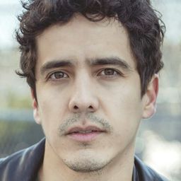 Jose Duran - 我思念你演員 飾演Gabriel 1