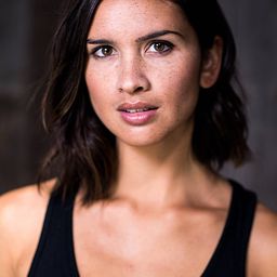 Kristina Emerson 飾演 Audrey