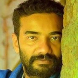 Abu Valayamkulam - Merku Thodarchi Malai演員 飾演Chacko