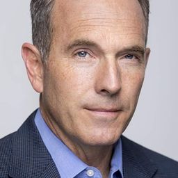 Todd Terry 飾演 Lou Dowdy