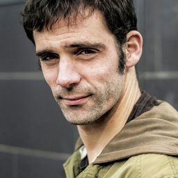 何塞巴·鄔沙比亞加 飾演 Ander