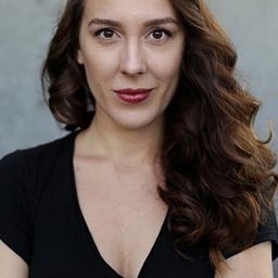 Sheila Jenkins 飾演 Raw Appendage