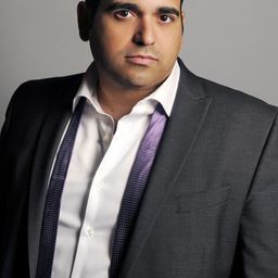 羅伯·阿馬亞 飾演 Marco