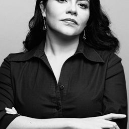 Flor Eduarda Gurrola 飾演 Tomasa