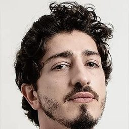 強尼馬薩羅 飾演 Antonino