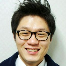 Jang Min-hyeok - 整容液演員 飾演Ji-hoon's (voice)