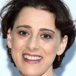 茱蒂·寇兒 飾演 Pocahontas (singing voice)