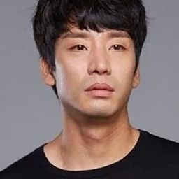 Cho Wan-ki - 逆權大狀演員 飾演Gi-woong