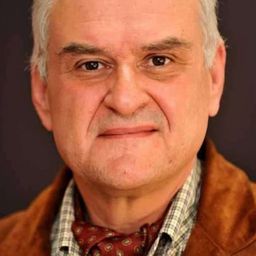 Selim Gürata - 科幻豪傑總動員演員 飾演Vumar