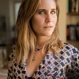 約瑟芬·德拉 飾演 Joséphine