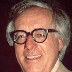 Ray Bradbury 飾演 Self