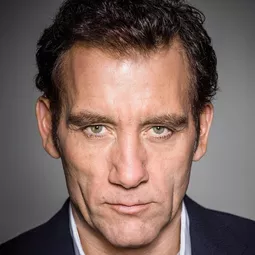 基夫奧雲 飾演 Benno